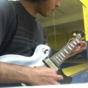 Hail To The King - Solo Cover