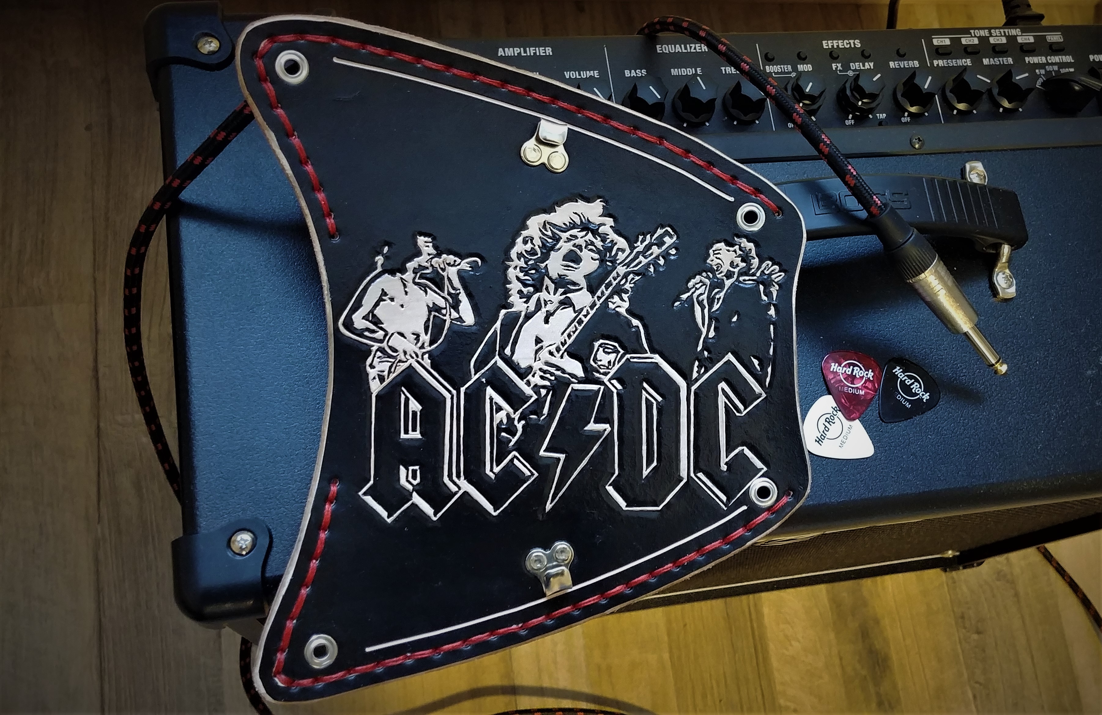 Handmade AC / DC armguard for archery